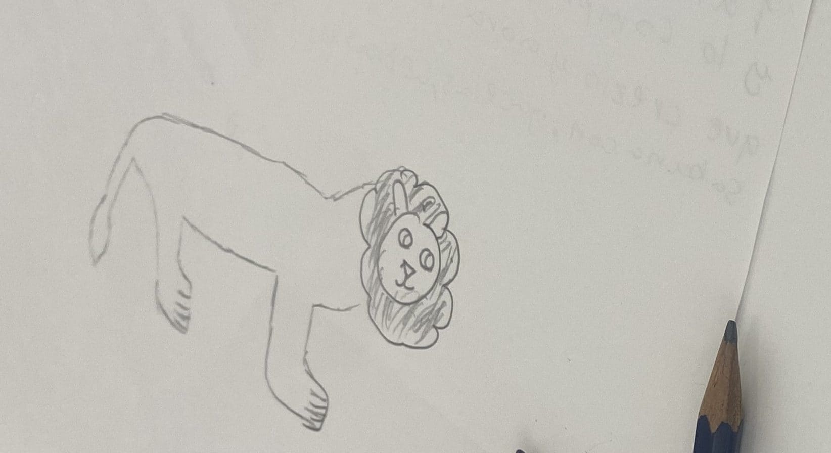 Un león dibujado a lápiz por un niño, del archivo de la consulta